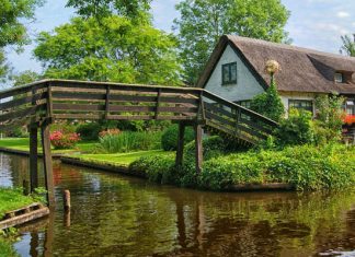 Giethoorn: unique “Venice of the North” in Netherlands