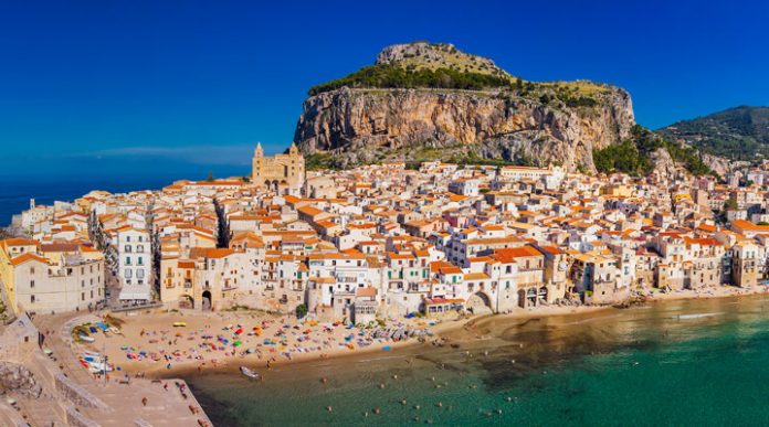 Italian islands: 10 best places for unforgettable summer holiday