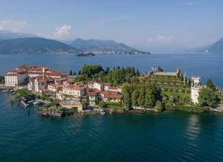 Borromeo palace on Isola Bella: a fairy tale on a fairy island