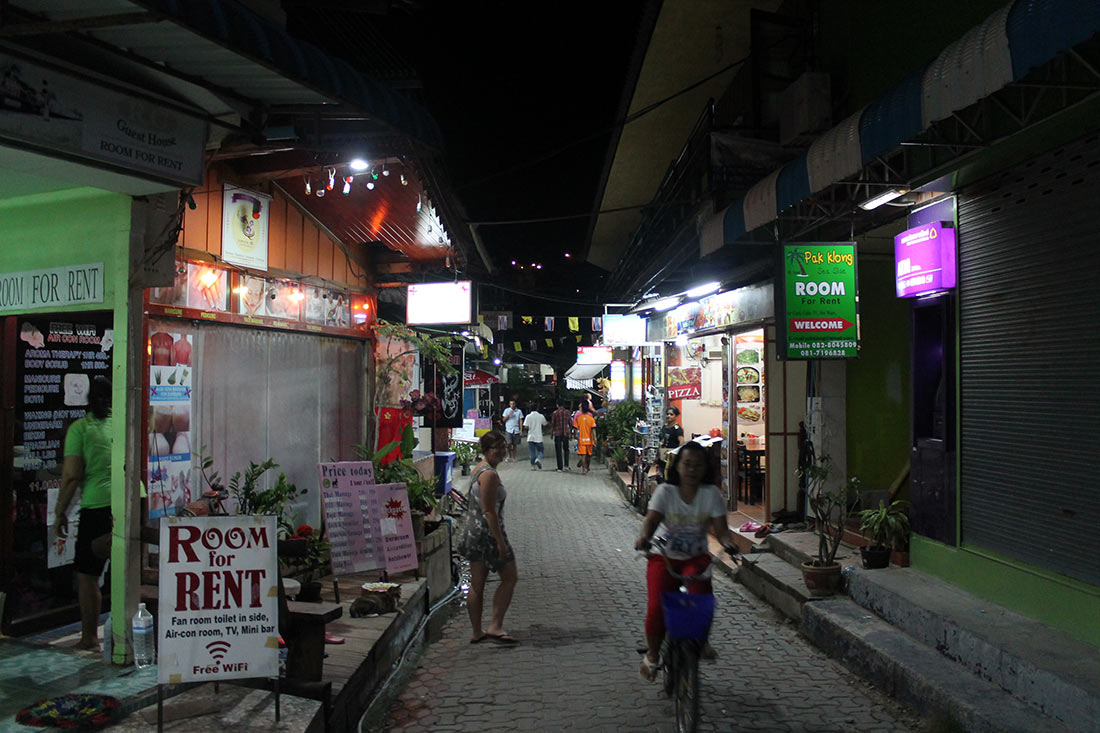 Street on one of the islands on Phi Phi