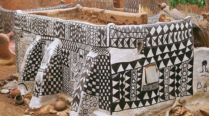 Tiébélé: a unique village where each house is a real masterpiece