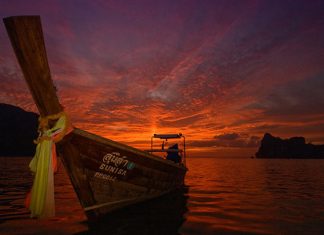 Phi Phi Archipelago: a paradise for honeymooners and divers