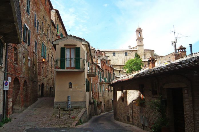 Montepulciano: an enchanting Tuscan town famous all over the world 