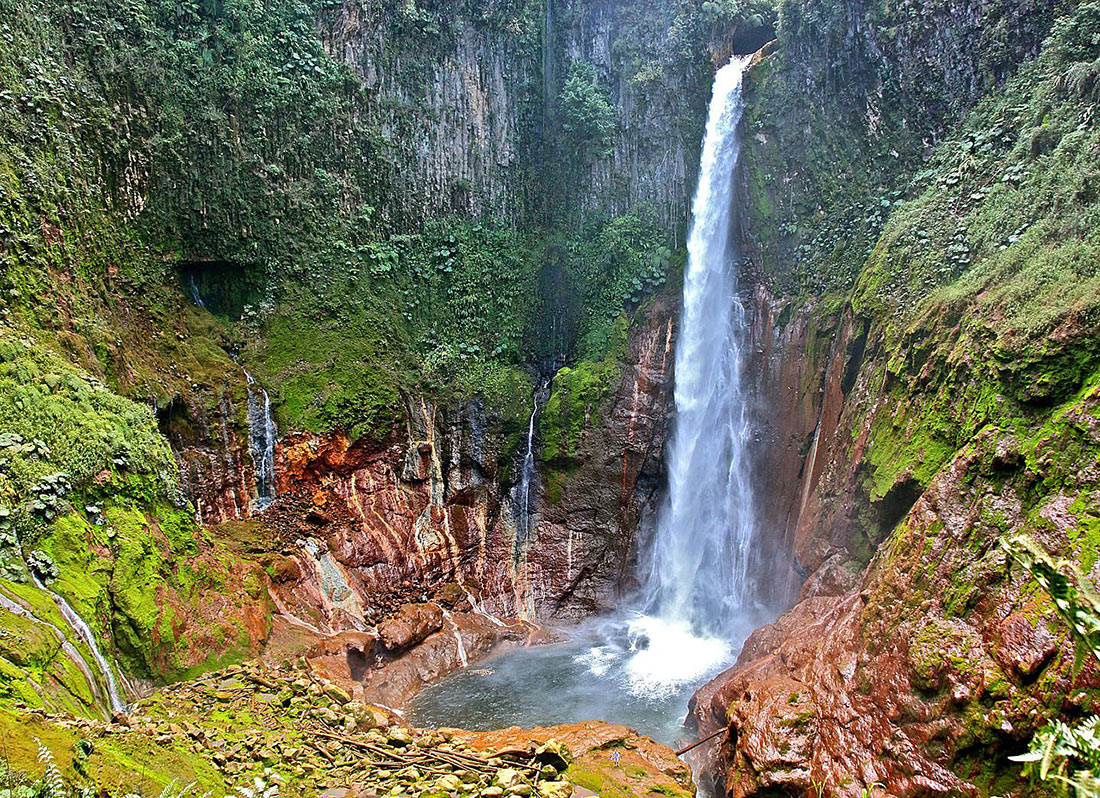 Bajos del Toro waterfalls in Costa Rica