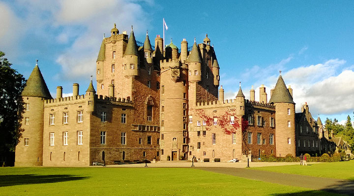 Castles in Scotland: 10 most beautiful outposts in the land of mountains and icy lakes