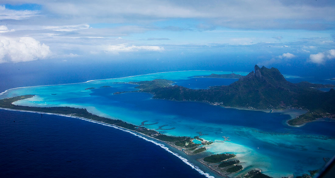 Bird's eye view of the island and lagoon