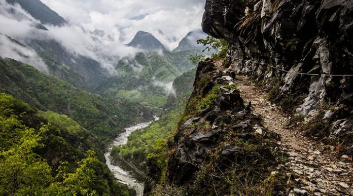 Taroko gorge: impressive marble canyon with insanely beautiful views