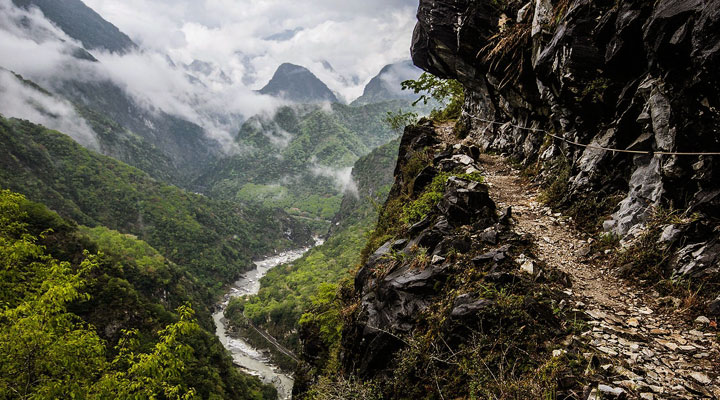 Taroko gorge: impressive marble canyon with insanely beautiful views