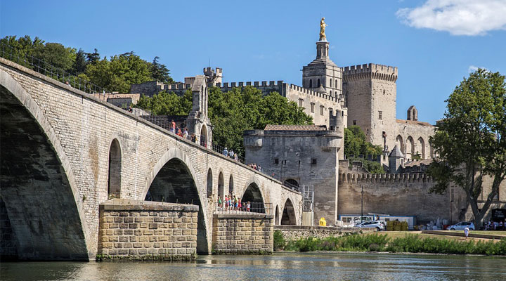 Ancient Avignon: the city of Roman Popes in French Provence