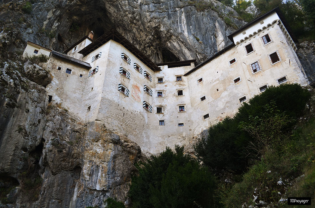 Predjama Castle