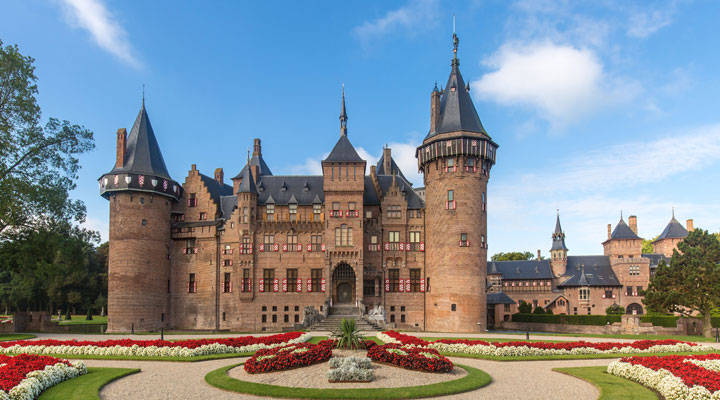 De Haar: the largest and the most luxurious castle of the Netherlands