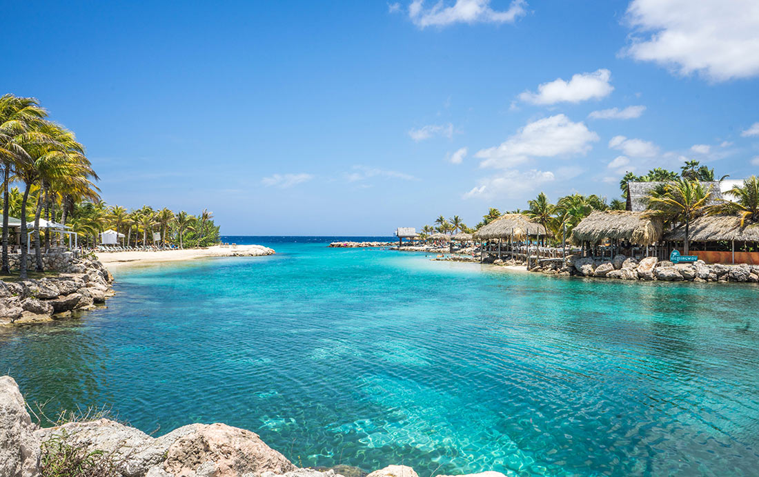 Tropical lagoon in Willemstad