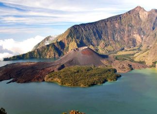 Mount Rinjani: one of the most beautiful places in Indonesia