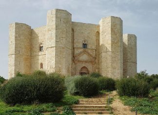 Castel del Monte – the most mysterious palace in Italy