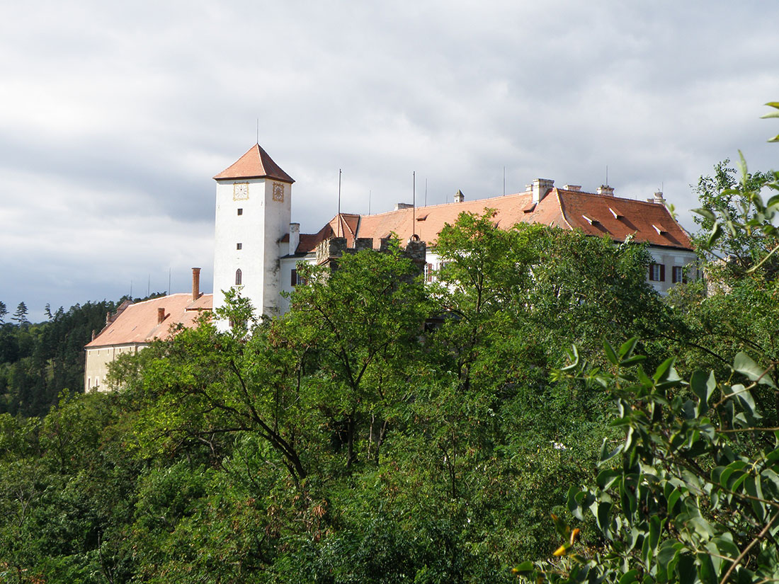 General view of the Bitov Castle