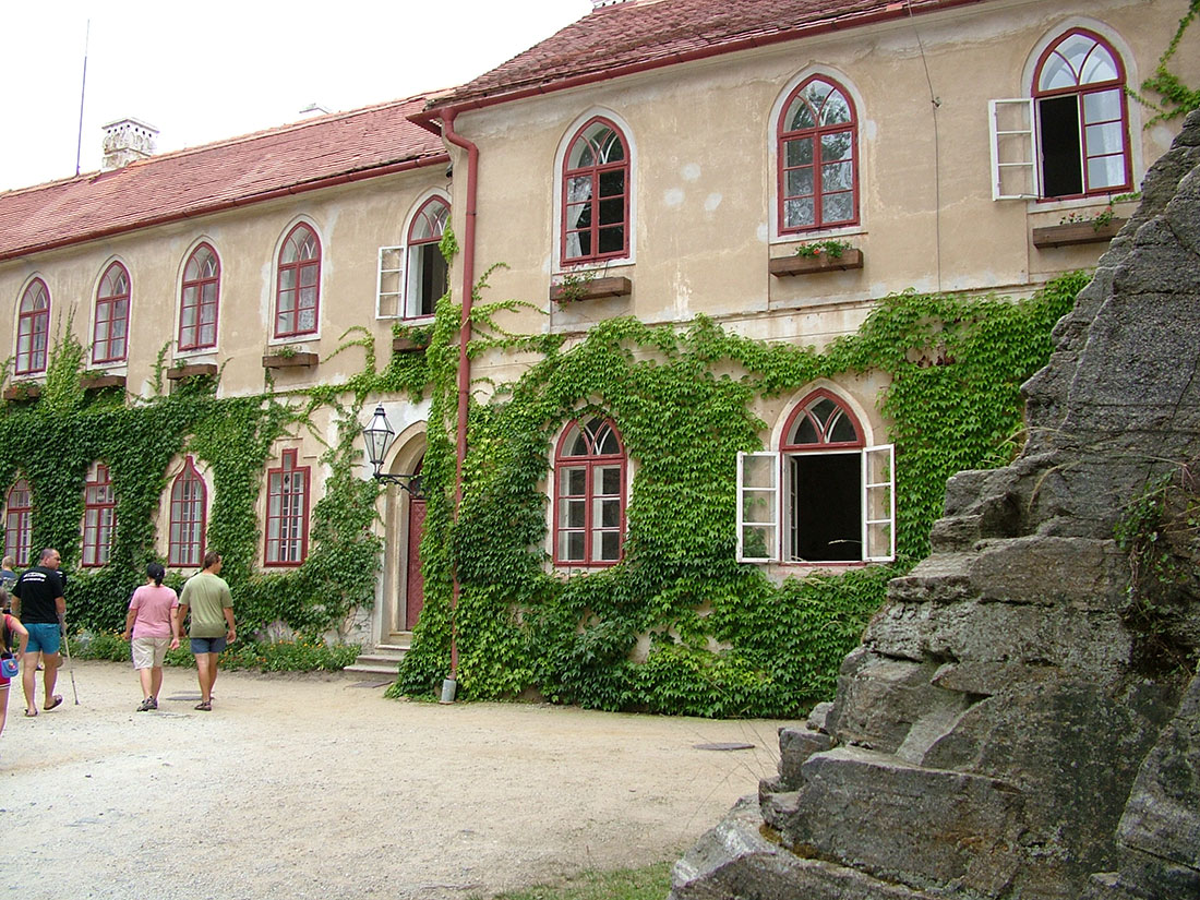 The northern wing of the Bitov Castle