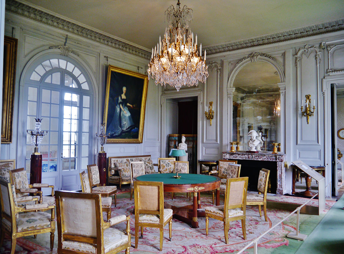 Grand salon at the Château de Valençay