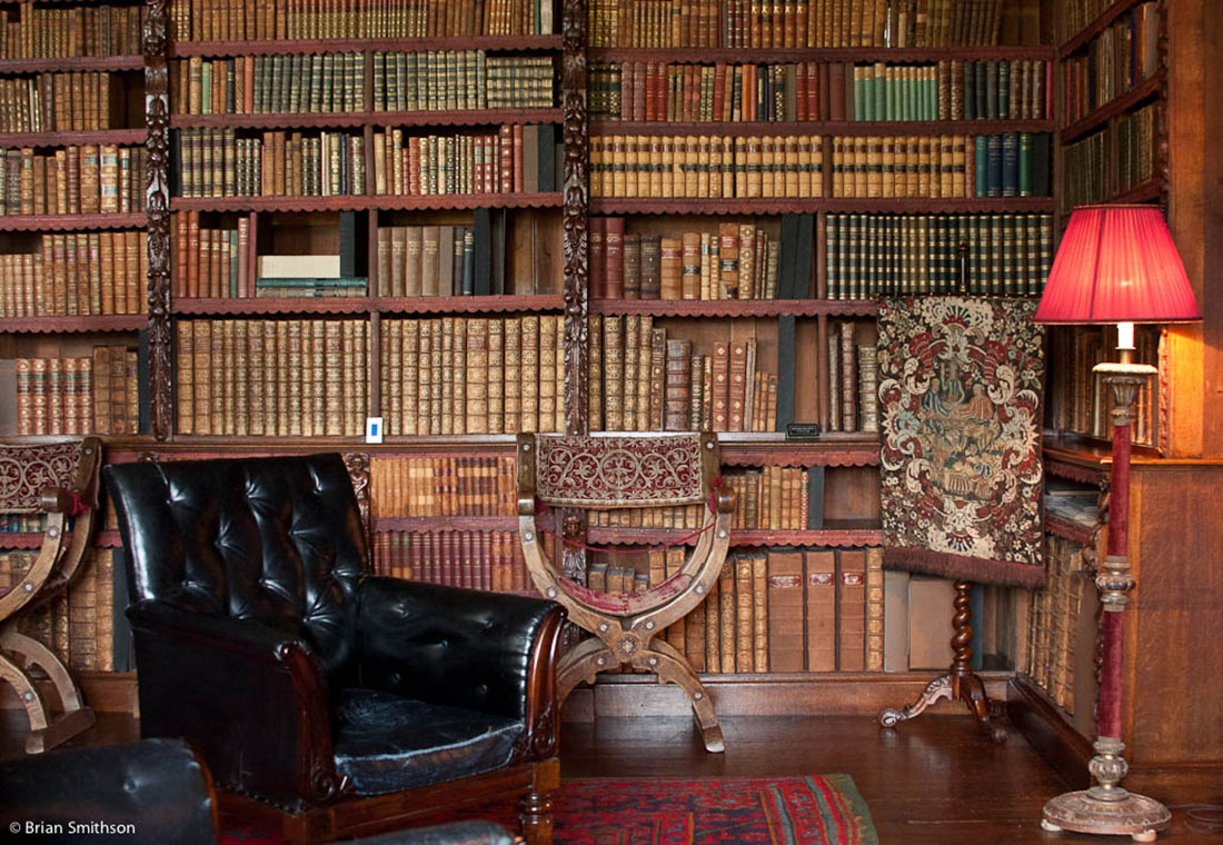 Library in the Chirk Castle