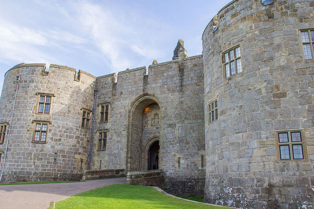 Entrance to the Chirk Castle