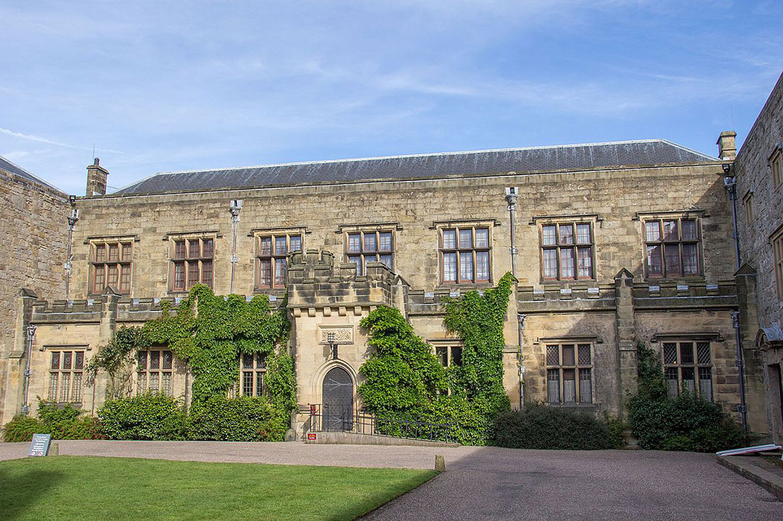 Chirk Castle courtyard