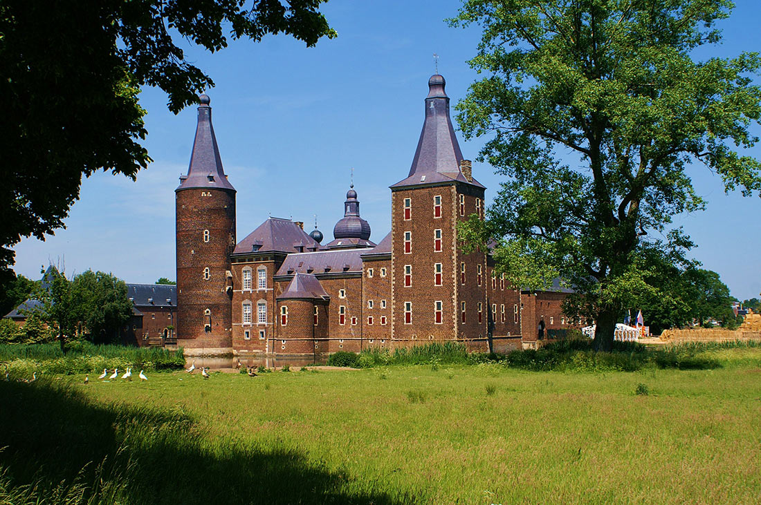 Hoensbroek Castle