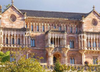 Sobrellano Palace: English Gothic under the southern Spanish sun