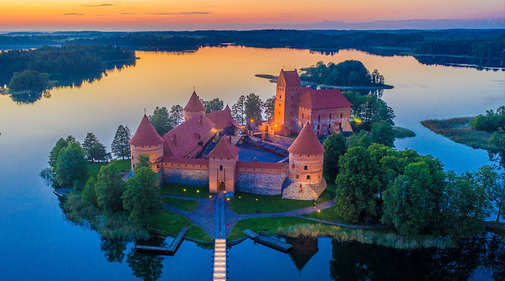 Trakai Castle: the largest and most famous outpost of Lithuania