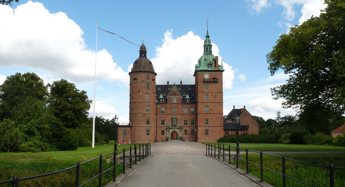 Vallø Castle