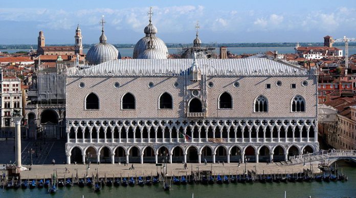 Palaces in Venice: a reflection of the rich past of La Serenissima