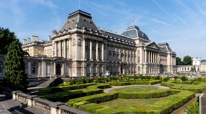 Royal Palace of Brussels: the luxurious residence of the Belgian monarchy