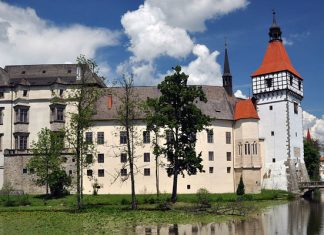 Blatna Castle: a gem among the tourist attractions of Czech Republic