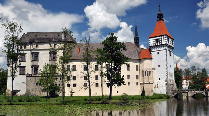 Blatna Castle: a gem among the tourist attractions of Czech Republic