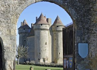 Sarzay Castle: one of the most unusual castles in France