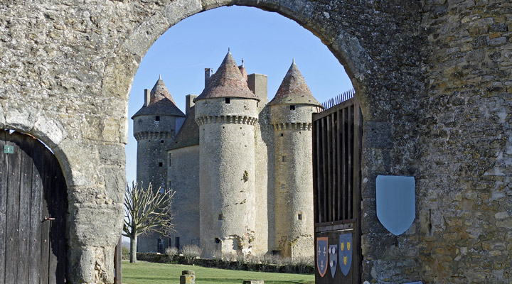 Sarzay Castle: one of the most unusual castles in France