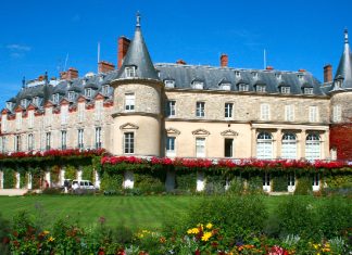 Castle of Rambouillet: the ancient residence of Kings and Presidents of France