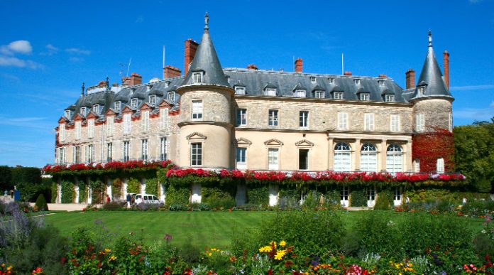 Castle of Rambouillet: the ancient residence of Kings and Presidents of France