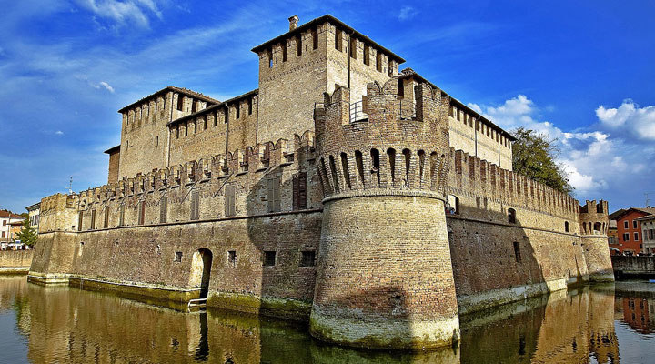 The fortress of Sanvitale: charm and elegance from the Middle Ages