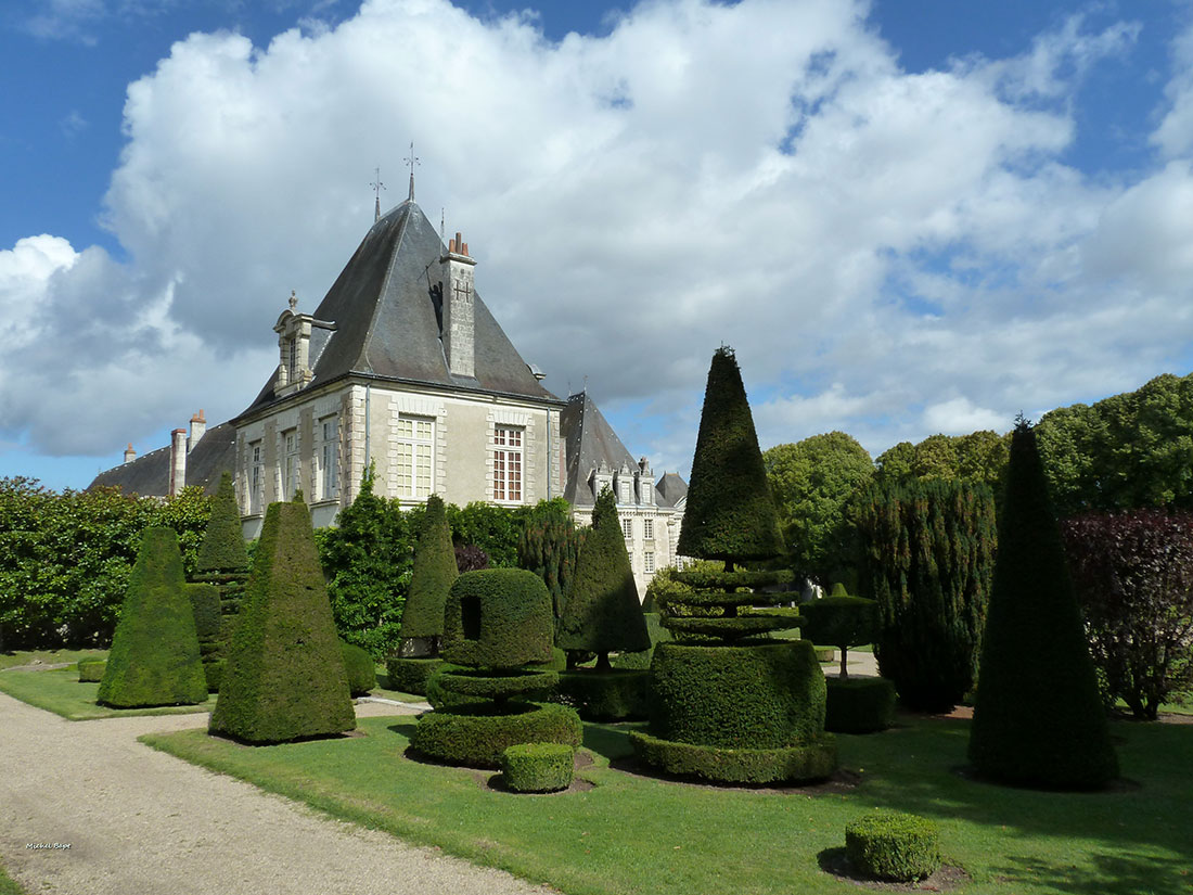 Azay-le-Ferron Castle