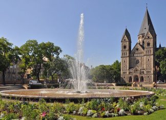 Metz: “Holy Fortress of the Mediomatrici”