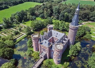 Moyland Castle: one of the most important Neo-Gothic buildings in Germany