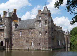Castles of Brittany: here you can even meet fairies or spirits