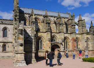 Rosslyn Chapel: one of the most mysterious places in the world