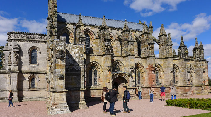 Rosslyn Chapel: one of the most mysterious places in the world