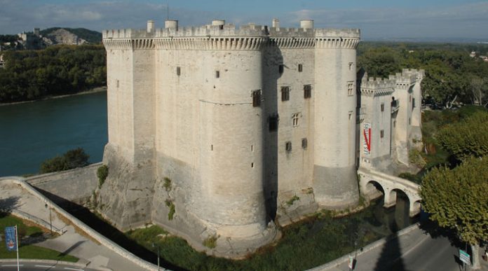 Tarascon Castle: one of the most beautiful medieval castles in Europe