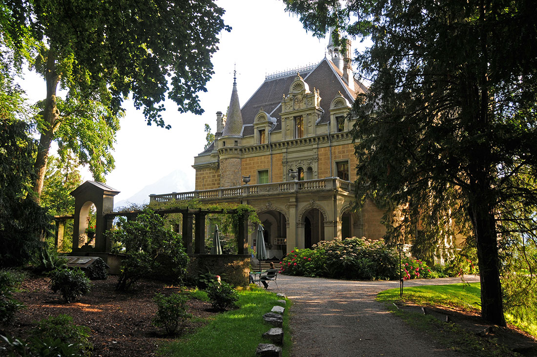 Hünegg Castle