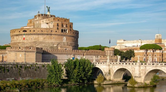 Castel Sant’Angelo: a unique monument that was built 2000 years ago