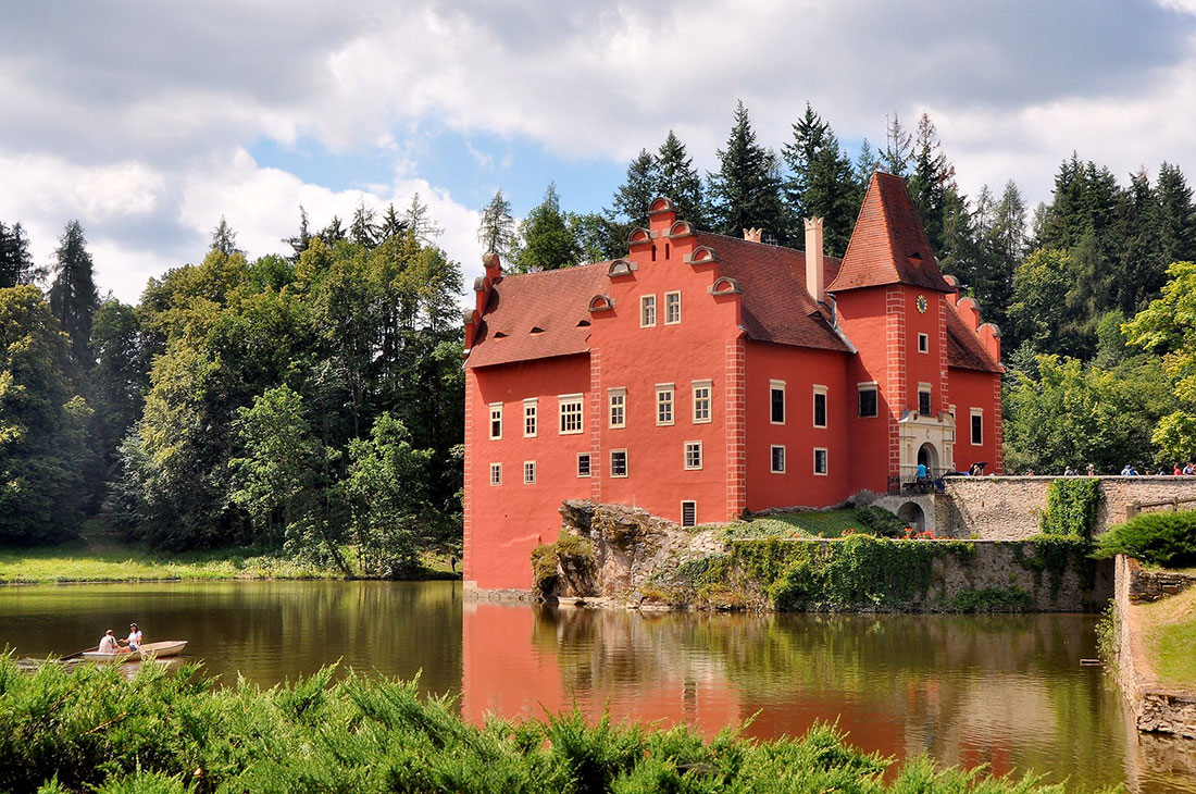 Červená Lhota Castle