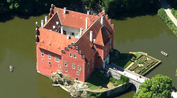 Červená Lhota Castle: one of the most fabulous castles in the Czech Republic