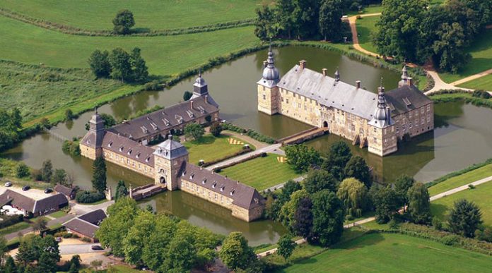 Lembeck Castle: Its history spans a thousand years!