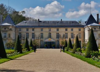 Malmaison Castle: its history is inextricably connected with Napoleon Bonaparte